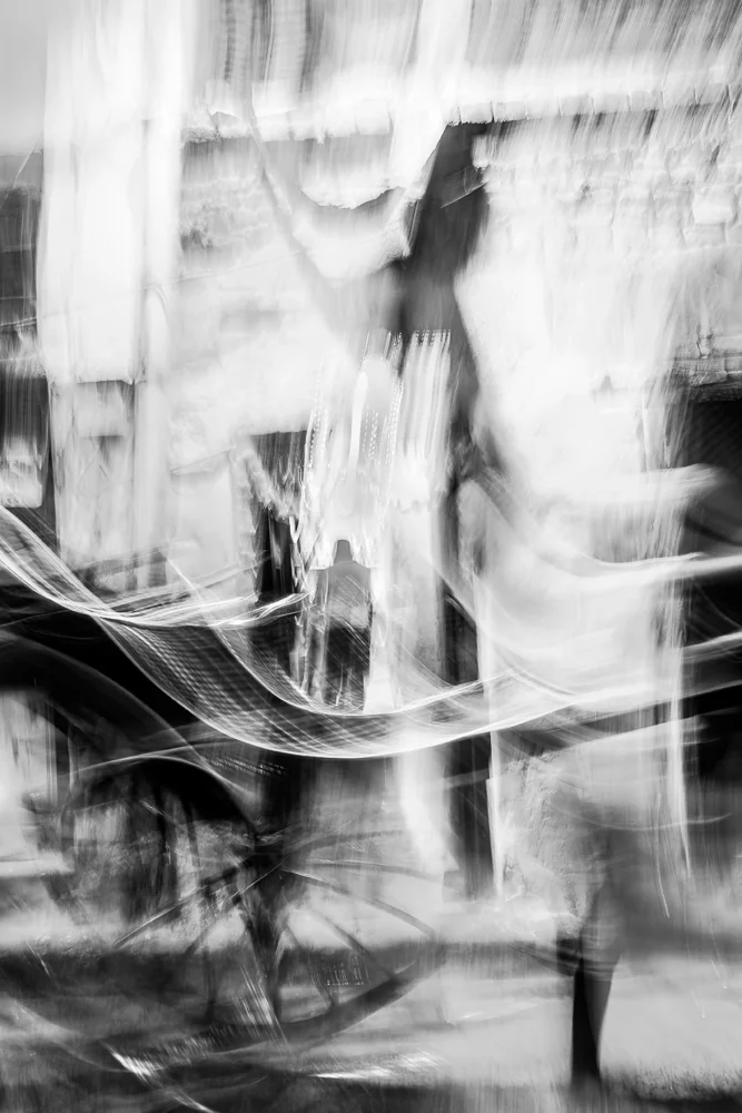 Monochrome 2025: Einladung zur Gruppenausstellung in Bonn 1 rickshaw dreams abstract black white mrkphotography